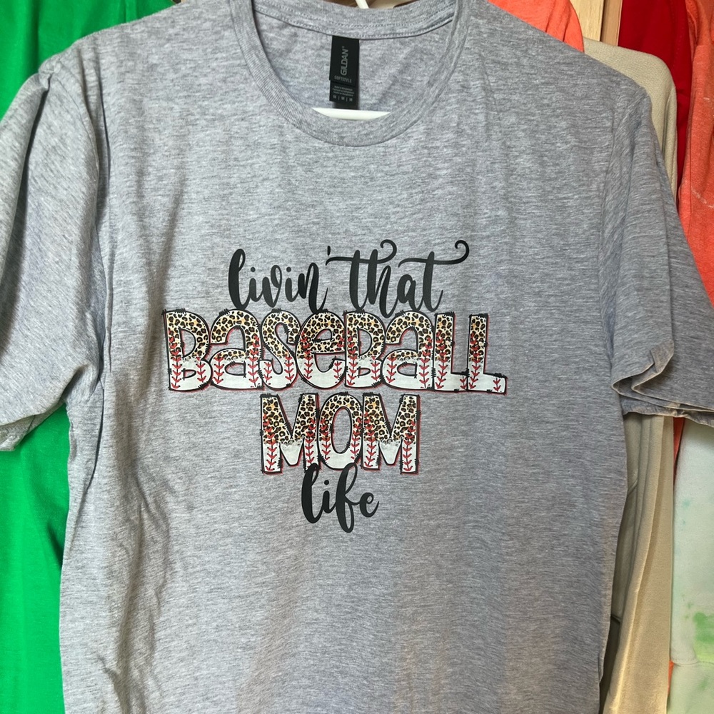 Livin that baseball mom life screen printed tee. New, never worn. Unisex medium